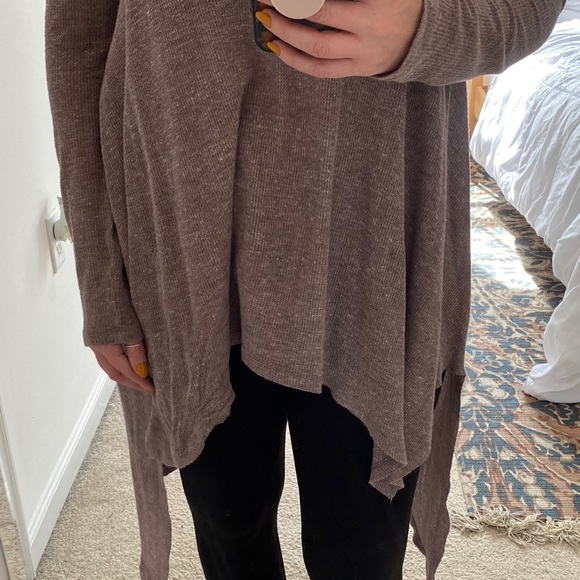 Free People Flowy Top - Picture 2 of 5